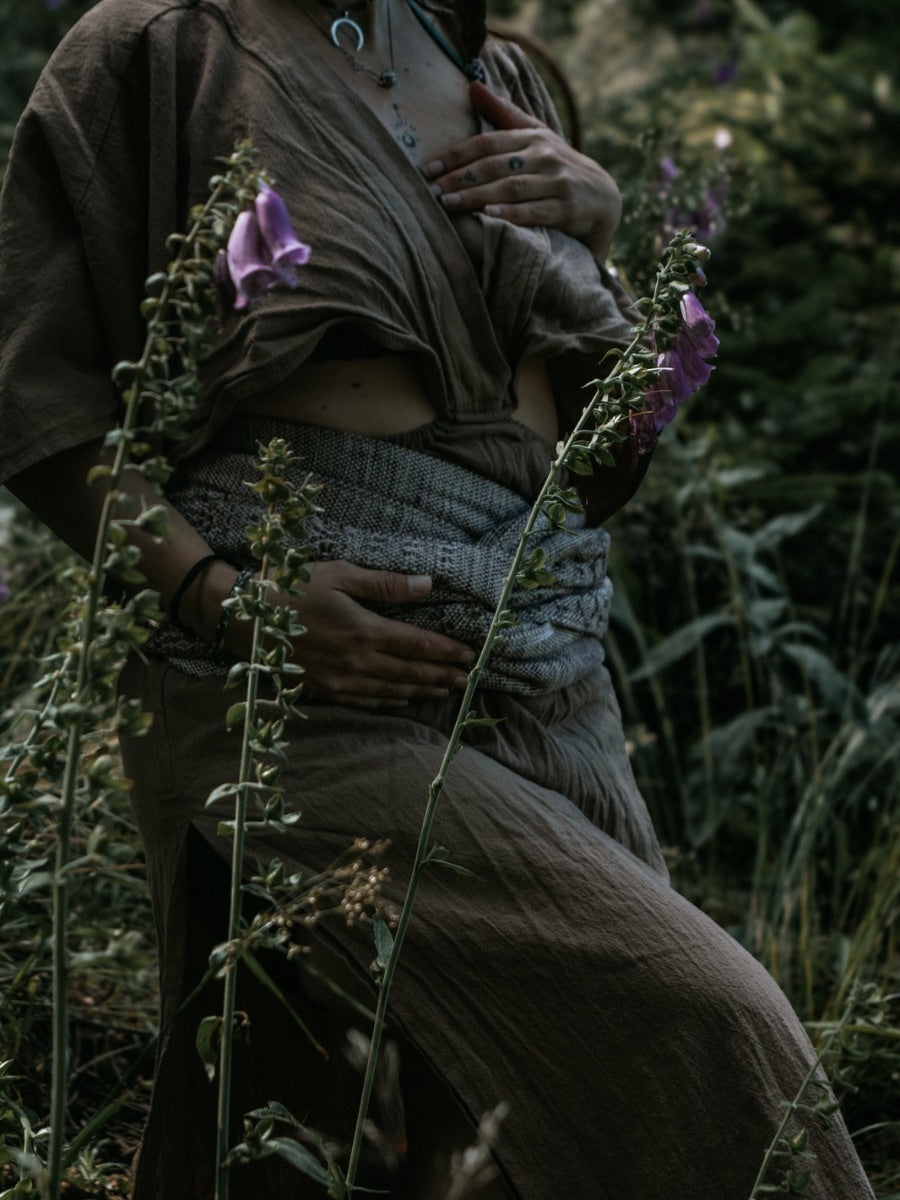 Fajas: Ein Jahrhundertealter Trend für Dein Wohlbefinden während Schwangerschaft und Menstruation